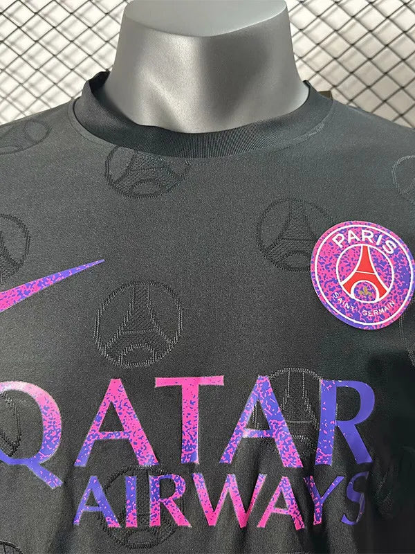 0f16bc933161a1f5 | AE JERSEY Black Paris Saint-Germain football jersey on a display bust, with a purple-pink Qatar Airways sponsor across the chest and the PSG badge on the left.