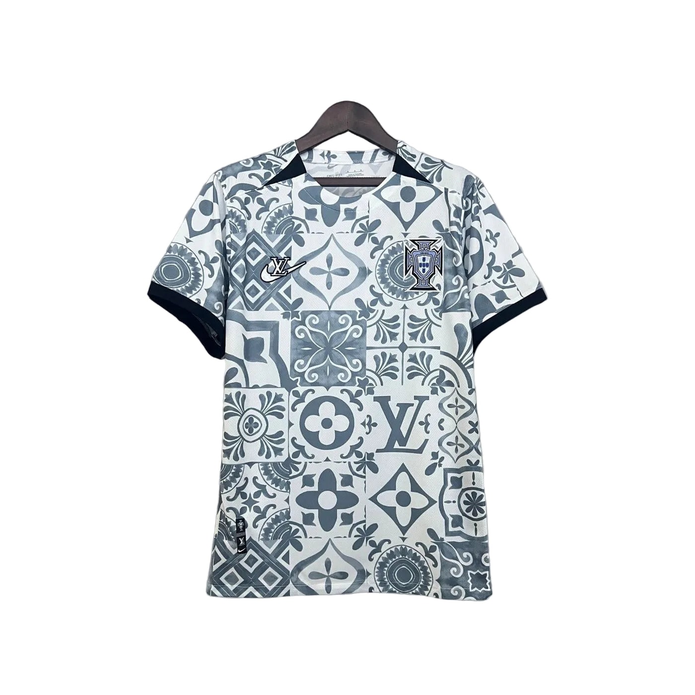 1f89d207-ecfb-4625-98ab-f5b1de12158c | AE JERSEY Grey-blue patterned short-sleeve shirt on a hanger featuring Louis Vuitton motifs and crest on the chest