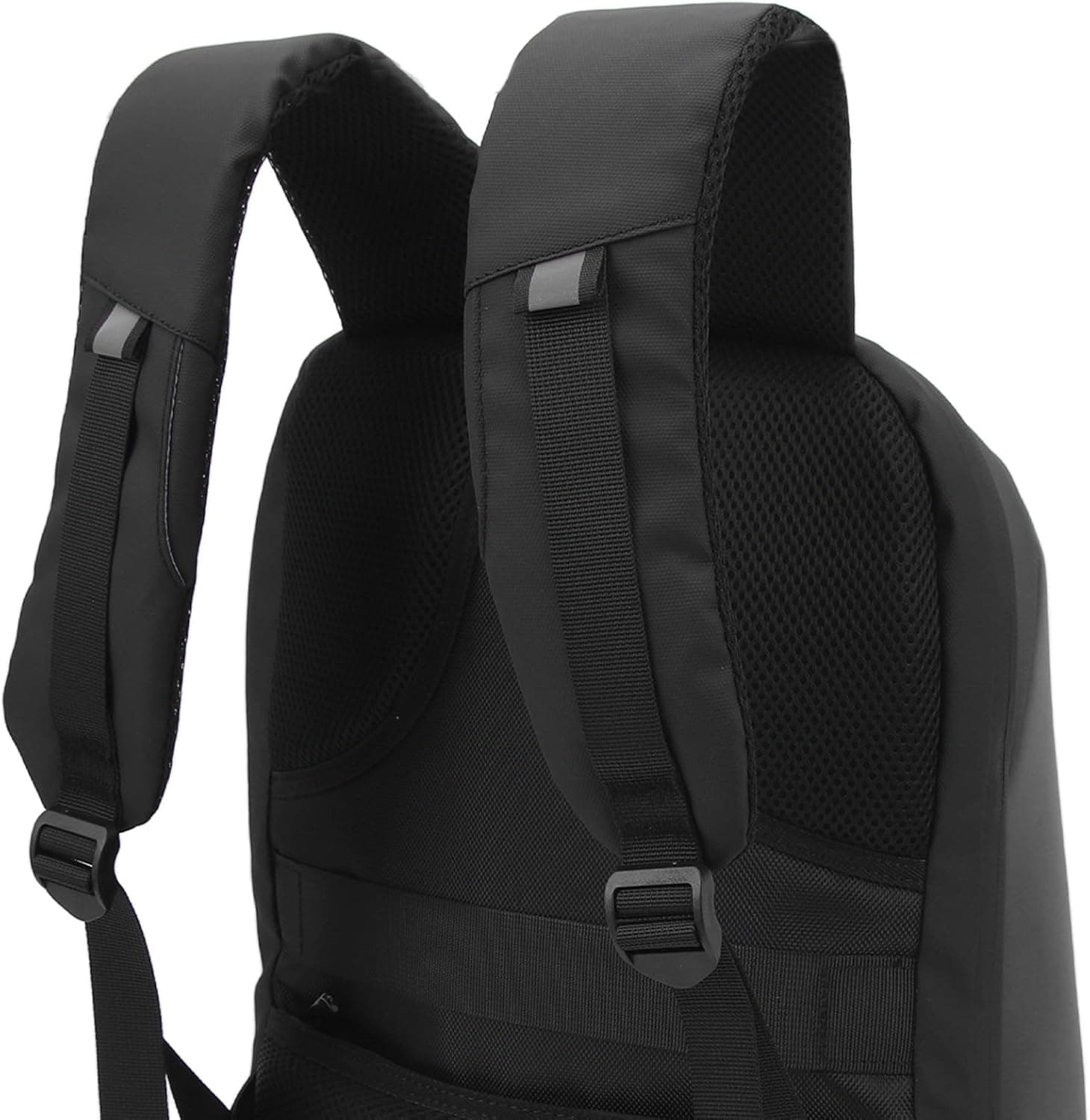 71YOkT6CzYL._AC_SL1500 | AE JERSEY Backpack shoulder straps with padded mesh and adjustable buckles for a secure fit.