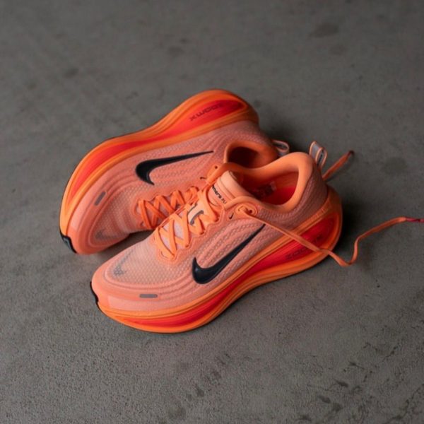 Nike Vomero Plus Orange Pulse
