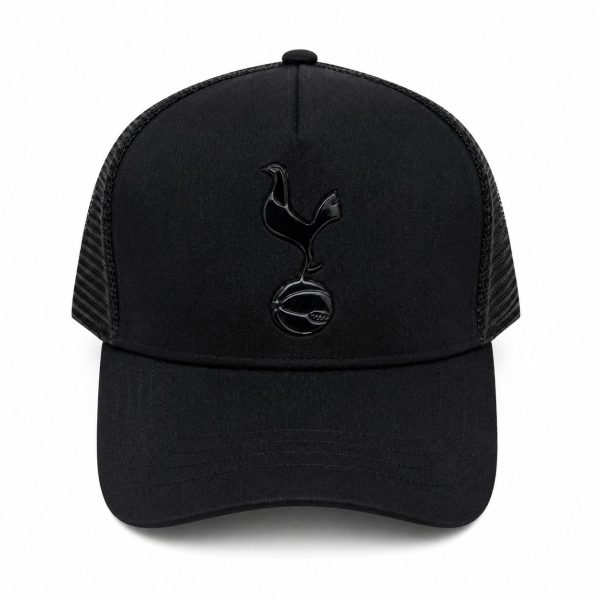 Black baseball cap with a glossy black Tottenham Hotspur crest on the front panel and a mesh back.